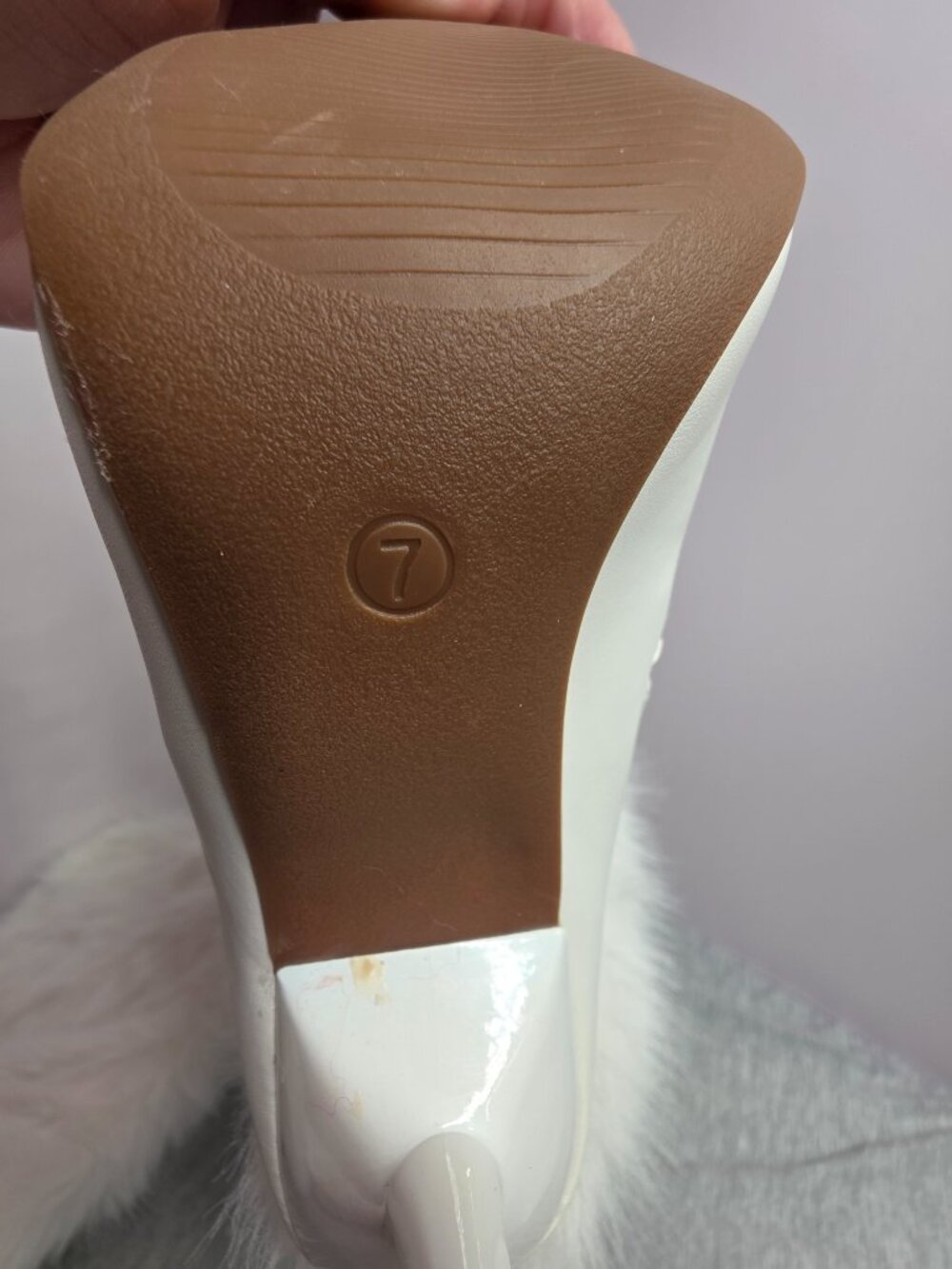 Womens White Faux Fur Knee High Stiletto Boots Size 7 NWT, Newbella - Picture 7 of 7